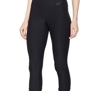 Nike Womens Power Legend Crop Tight, Xs, Black
